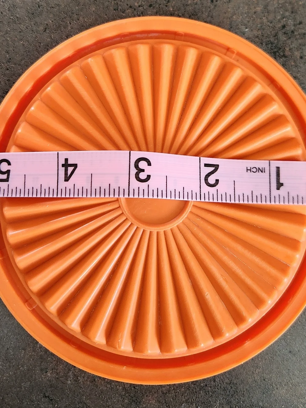 Vintage Tupperware Harvest Orange Servalier Bowl #886-3 With Starburst Lid